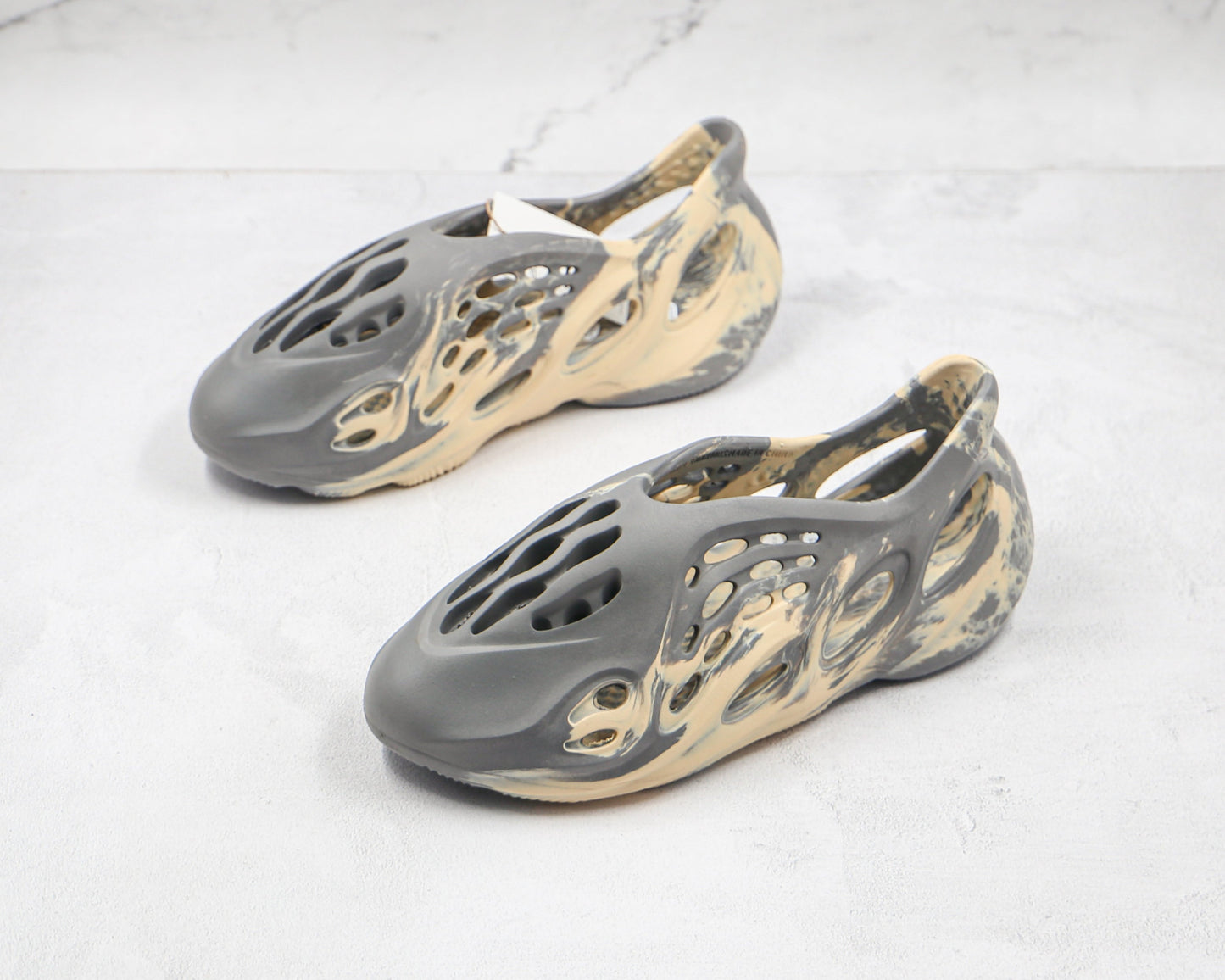 Adidas Yeezy Foam Moon Γκρι 