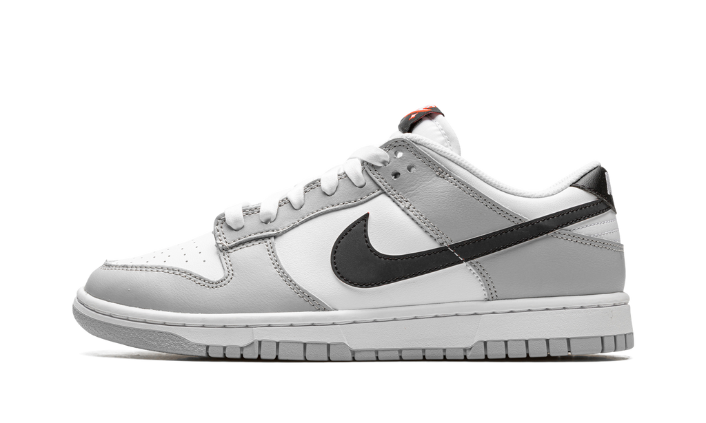 Nike Dunk Low SE Jackpot 