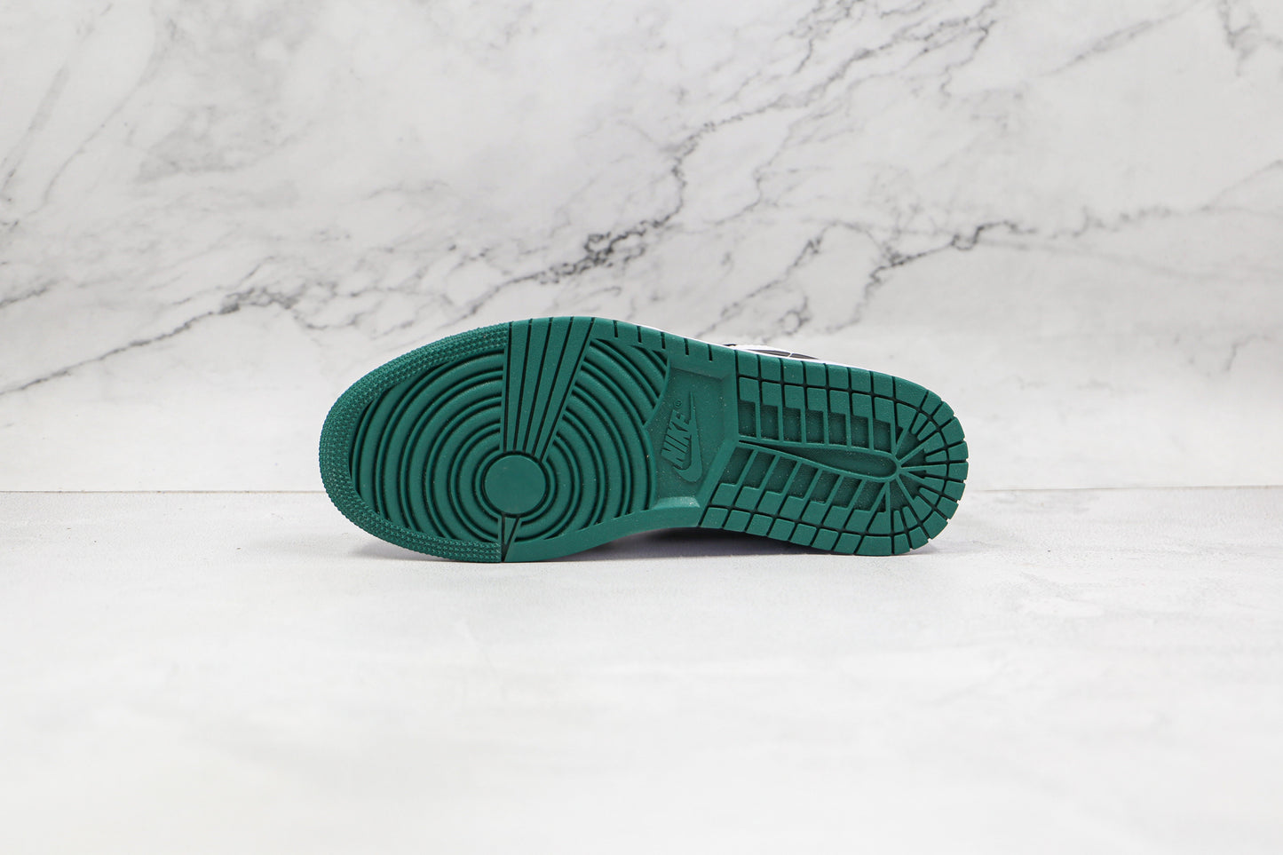 Jordan 1 Low Weiß Schwarz Mystic Grün 