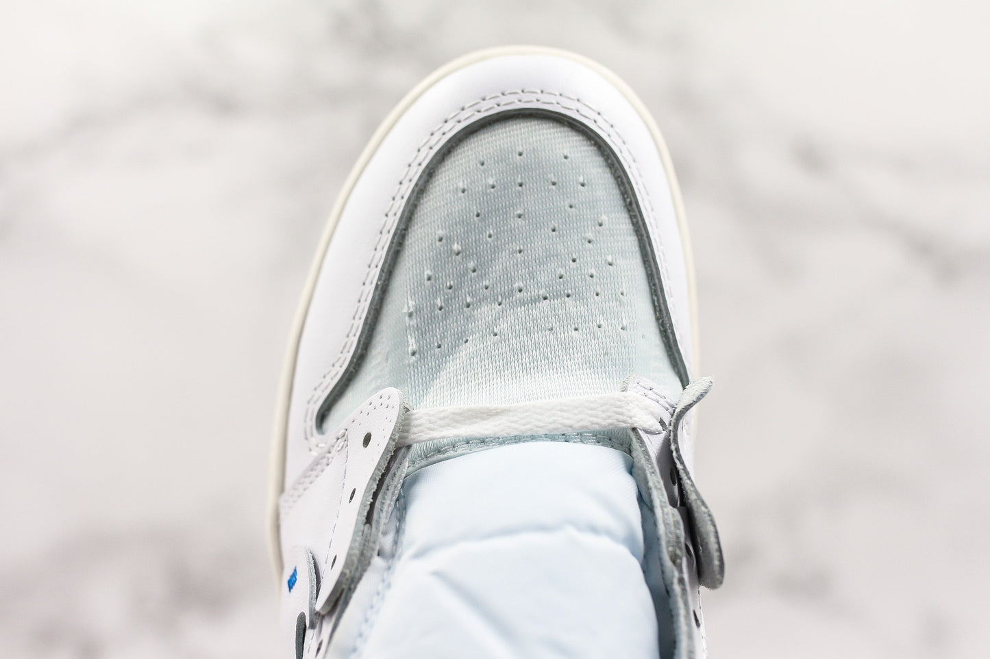 Nike Jordan 1 Retro High x Off White Weiß 