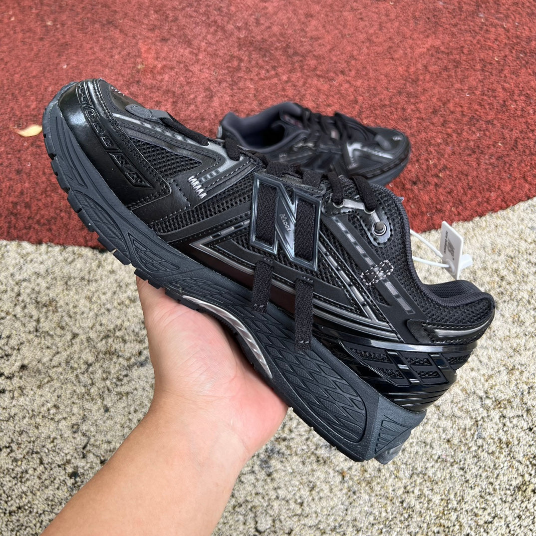 New Balance 1906A Black